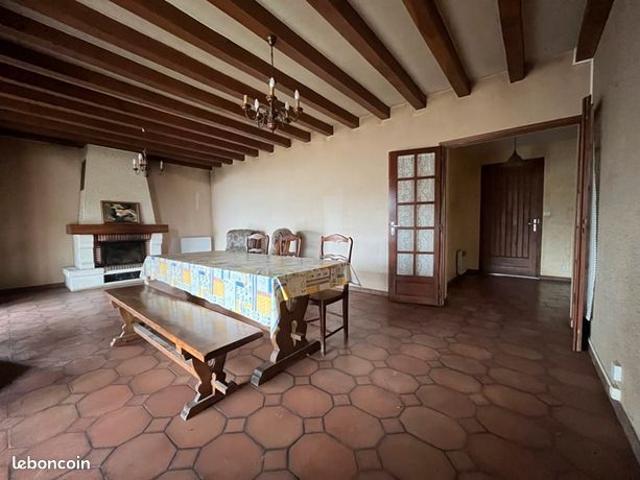 Maison vente à Confolens
