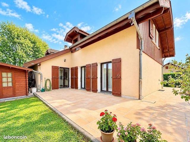 Maison vente à Saint-Claude, Viry
