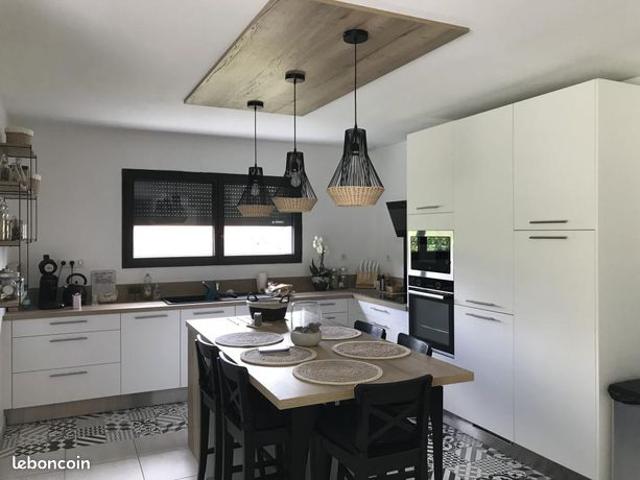 Maison vente à Brive-la-Gaillarde, Nouvelle-Aquitaine