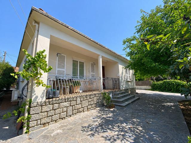 Maison vente à Corte, Aléria