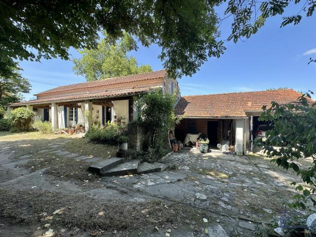 Maison vente à Saintes, Boutenac-touvent