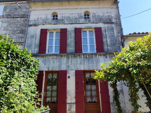 Maison vente à Saintes, Crazannes