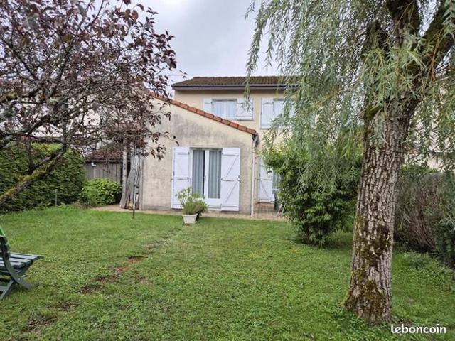 Maison vente à Bellignat, Guadeloupe