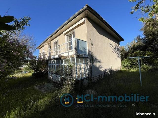 Maison vente à Vouziers, Givry