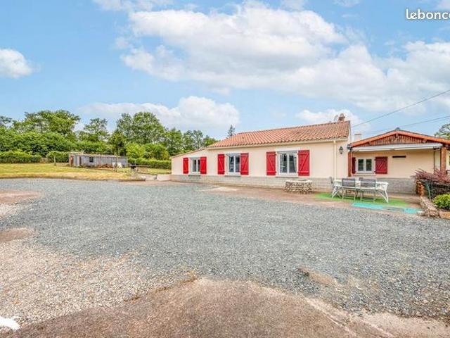 Maison vente à Fontenay-le-Comte, Puy-de-serre