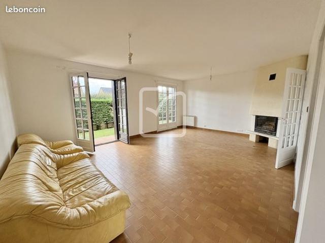 Maison vente à Brive-la-Gaillarde, Saint-pantaléon-de-larche