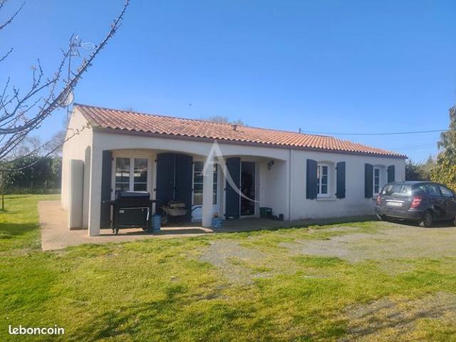 Maison vente à Bressuire, Geay