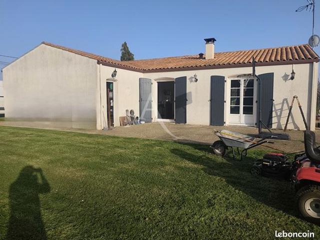 Maison vente à Bressuire, Geay