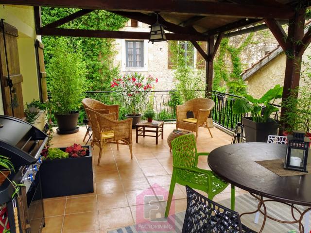 Maison vente à Cahors, Puy-l'evêque