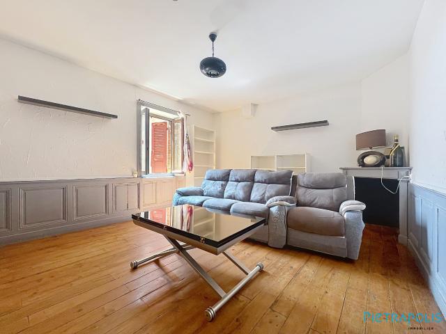 Maison vente à Métropole de Lyon, Auvergne-Rhône-Alpes