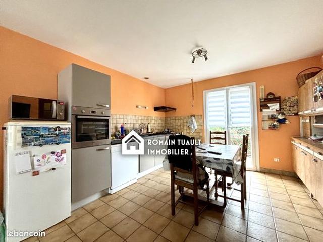 Maison vente à Château-Gontier, La Chapelle-hullin