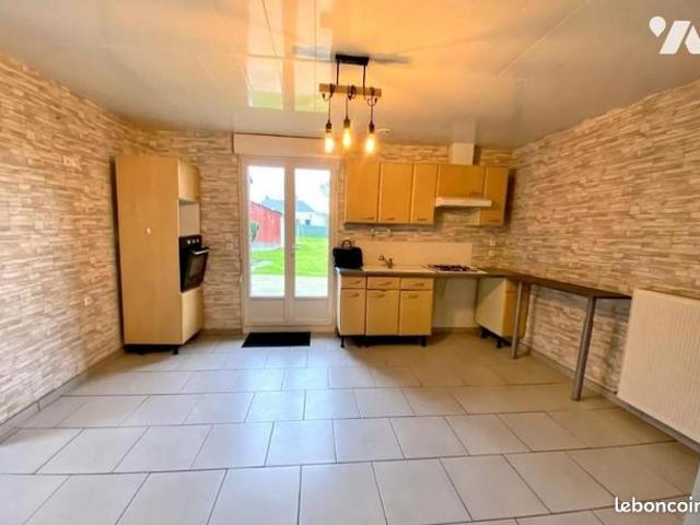 Maison vente à Laval, Le Bourgneuf-la-forêt