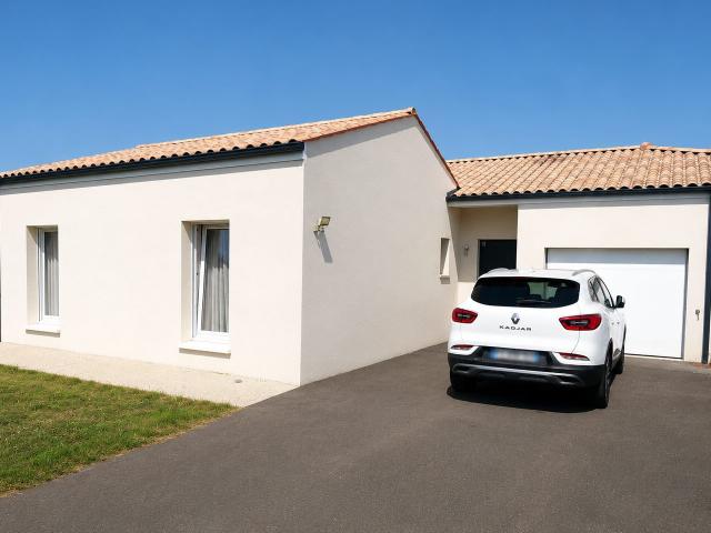 Maison vente à Saintes, Médis