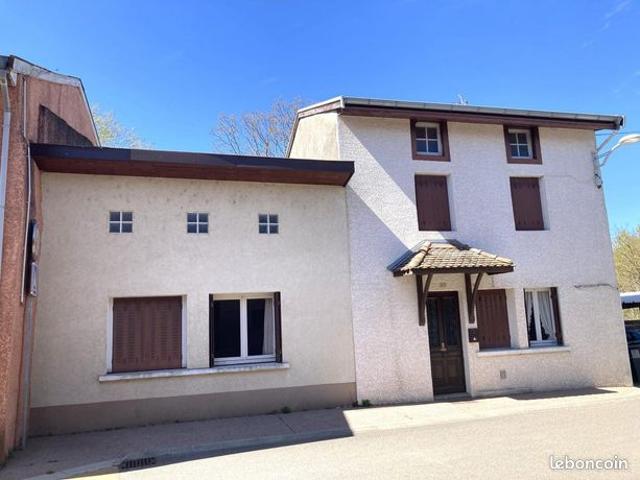 Maison vente à Belley, Château-gaillard