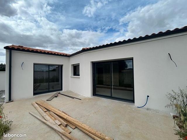 Maison vente à Niort, Échiré