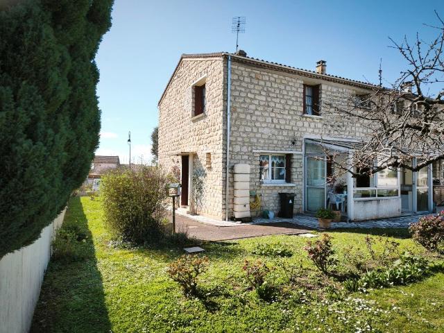 Maison vente à Jonzac, Pons