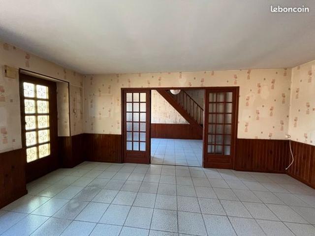 Maison vente à Saint-Amand-Montrond, Le Pondy