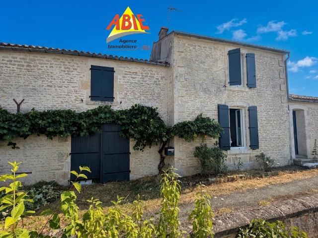 Maison vente à Fontenay-le-Comte, Pays de la Loire
