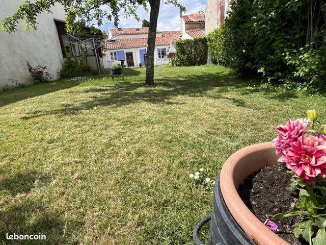 Maison vente à Rochefort, Lussant