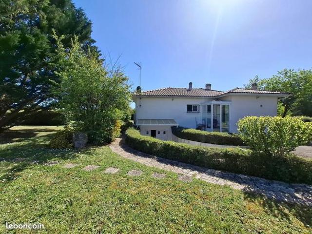 Maison vente à Saintes, Saint-romain-de-benet