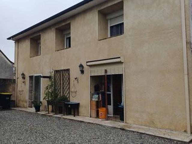 Maison vente à Oloron-Sainte-Marie, Escout