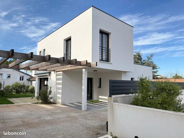 Maison vente à Rochefort, Vaux-sur-mer
