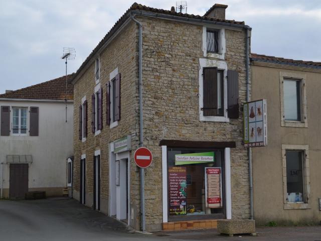 Maison location à Fontenay-le-Comte, Sainte-hermine