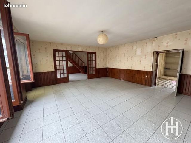 Maison vente à Saint-Amand-Montrond, Le Pondy
