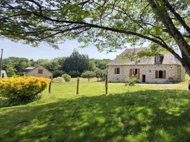 Maison vente à Lachaud, Eyburie