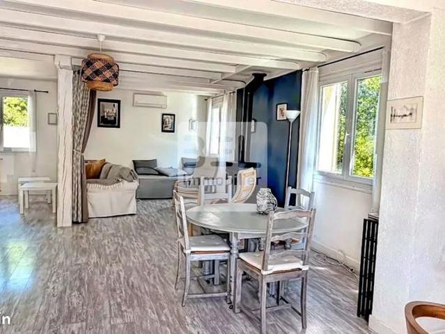 Maison vente à Avignon, Châteauneuf-de-gadagne