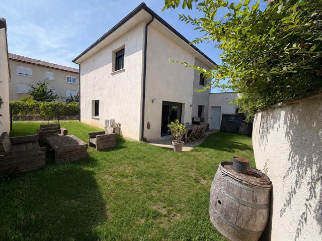 Maison vente à Bourg-en-Bresse, Bourg-en-bresse
