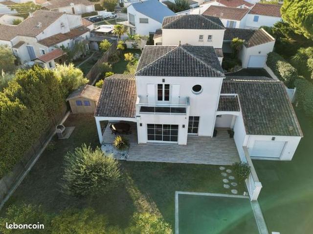 Maison vente à Rochefort, Saint-georges-de-didonne