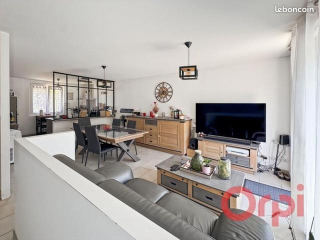 Maison vente à Saint-Amand-Montrond, Saint-amand-montrond
