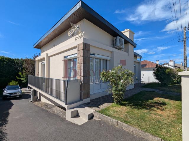 Maison vente à Ussel