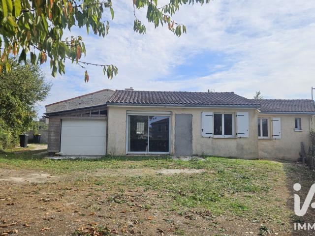 Maison vente à Tuzie, Courcôme