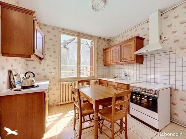Maison vente à Châteauroux, Saint-marcel