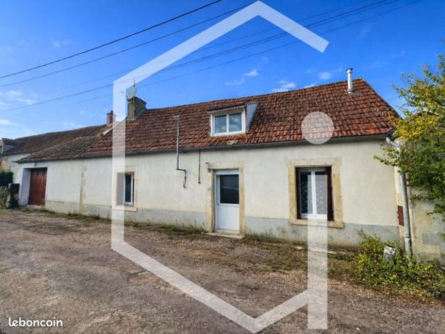 Maison vente à Cosne-Cours-sur-Loire, La Charité-sur-loire