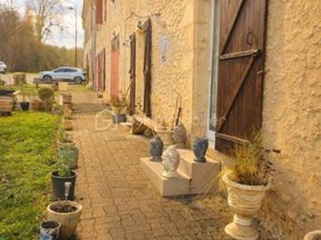 Maison vente à Périgueux, Douville