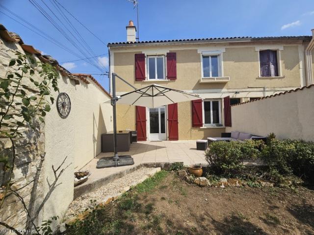 Maison vente à Aigre, Charente
