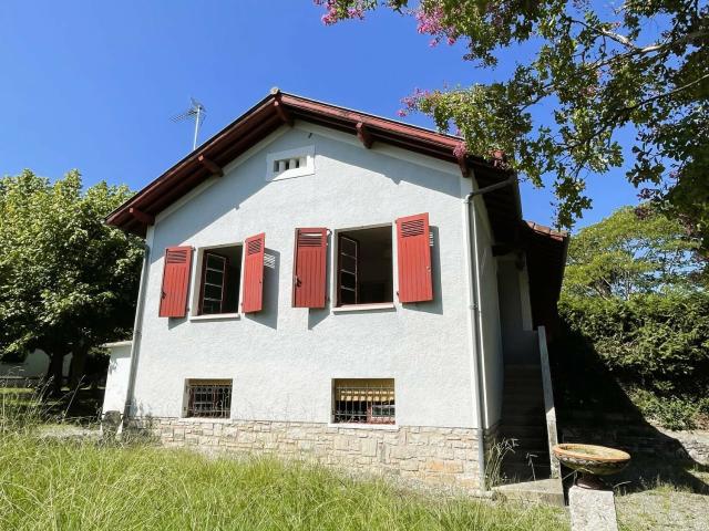 Maison vente à Oloron-Sainte-Marie, Salies-de-béarn