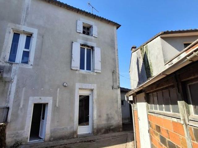 Maison vente à Confolens, Chasseneuil-sur-bonnieure