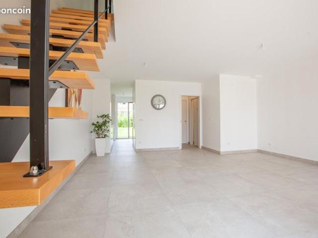 Maison vente à Le Mesnil-Saint-Denis, Yvelines
