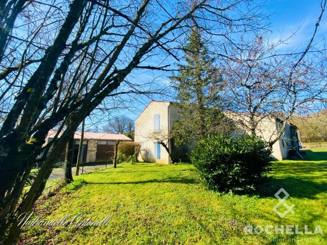 Maison vente à Saint-Jean-d'Angély, La Jarrie-audouin
