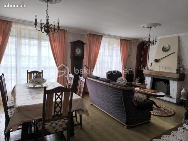 Maison vente à La Flèche, Le Grand-lucé