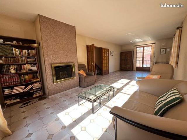 Maison vente à Brive-la-Gaillarde, Cosnac