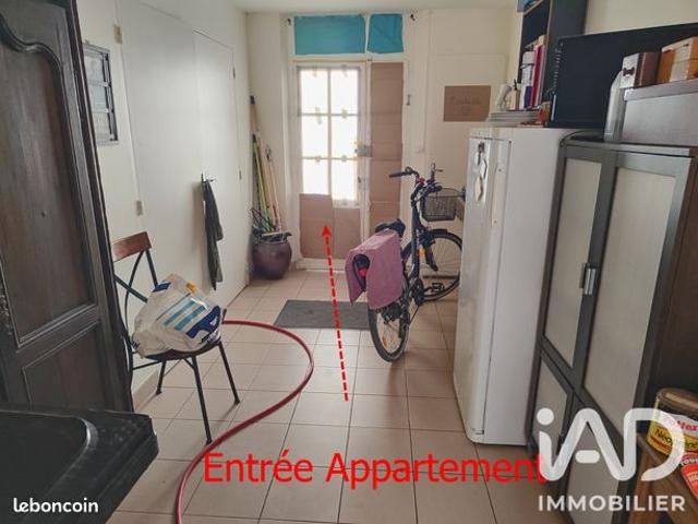 Maison vente à Saint-Laurent-de-Céris, Charente
