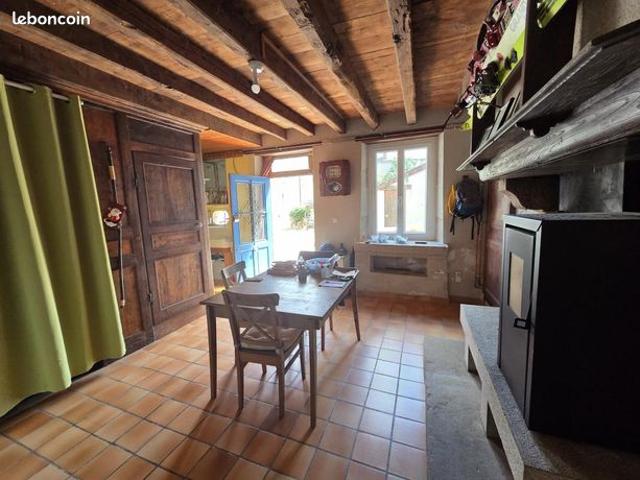 Maison vente à Guéret, Arrènes