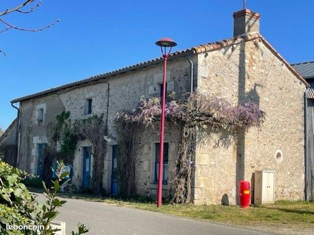 Maison vente à Montmorillon, Fleix