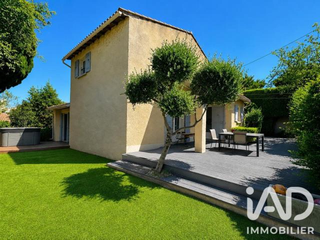 Maison vente à Nîmes, Les Angles