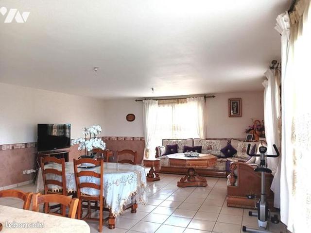 Maison vente à Lons-le-Saunier, Courlaoux